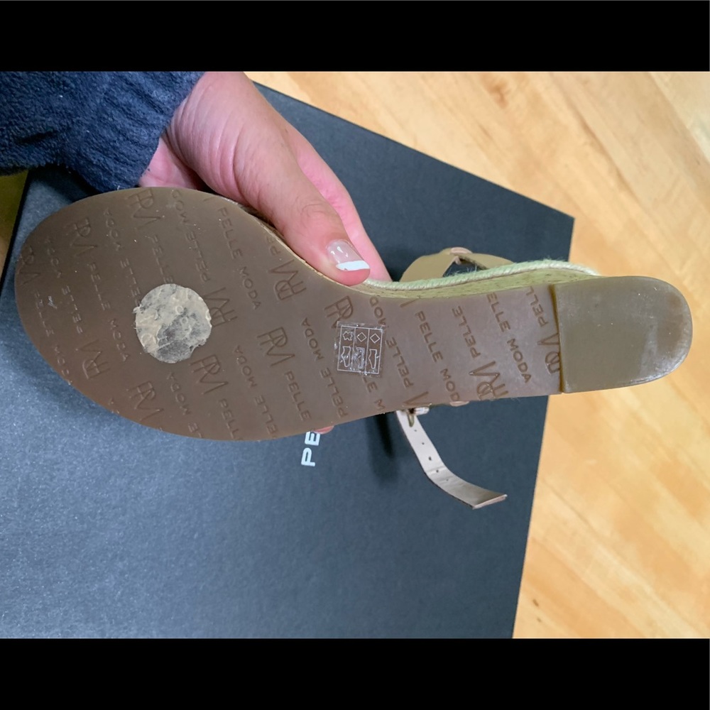 Pelle Moda Wedge - Picture 4 of 4